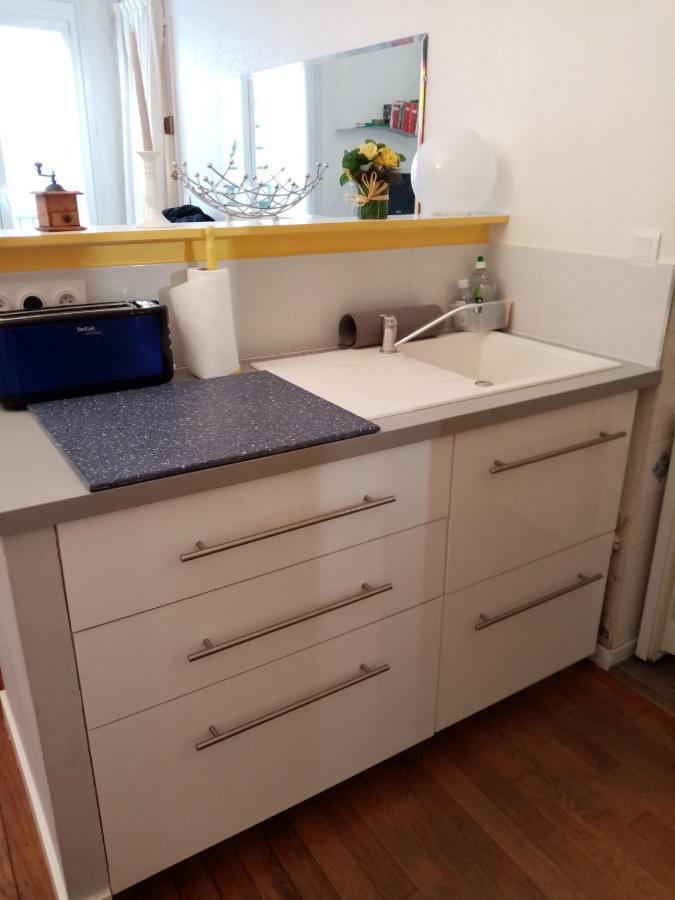 Agréable appartement dans le vieux Trouville Exterior foto